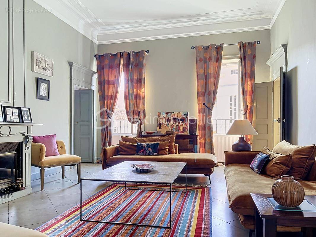 Appartement à NIMES