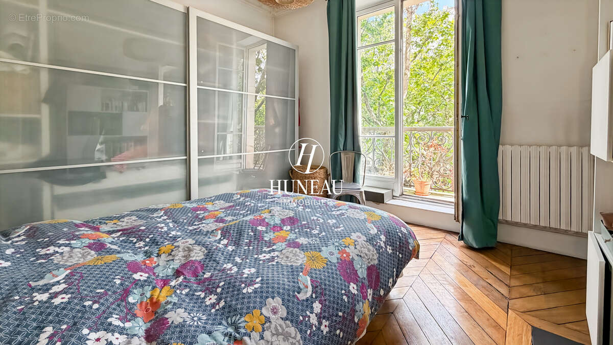 Appartement à PARIS-10E