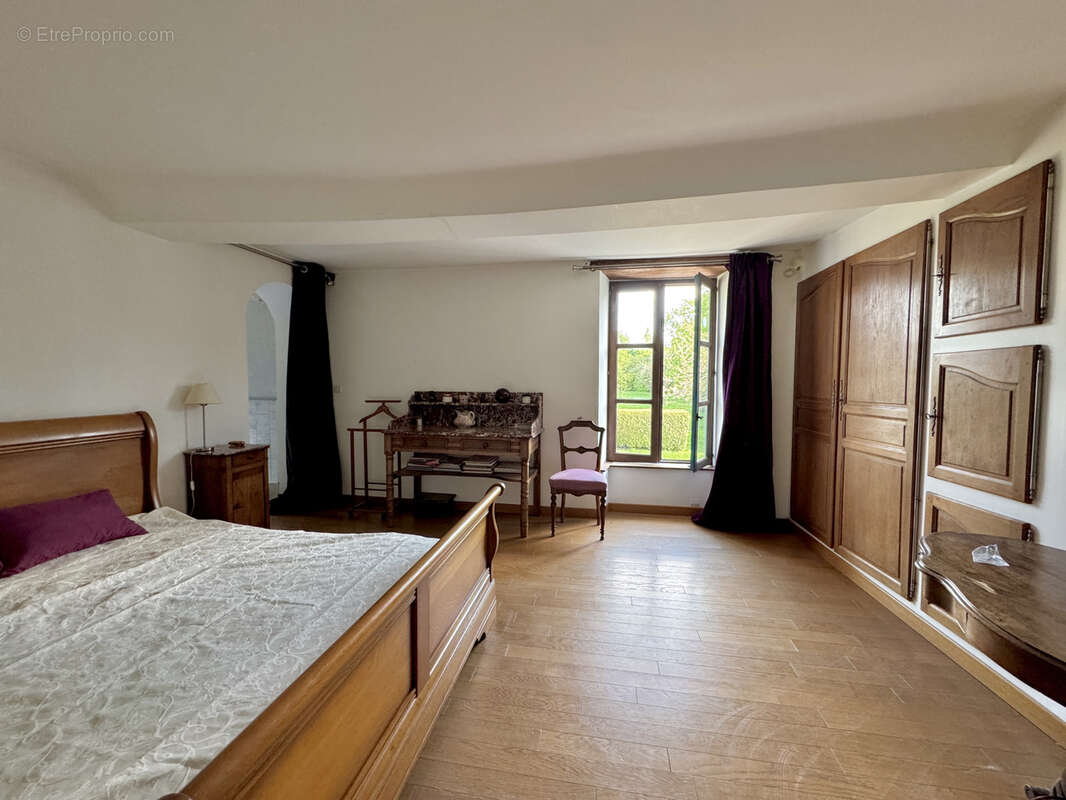 Maison à TILLY-SUR-SEULLES