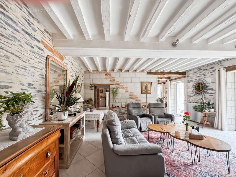 Maison à LES PONTS-DE-CE