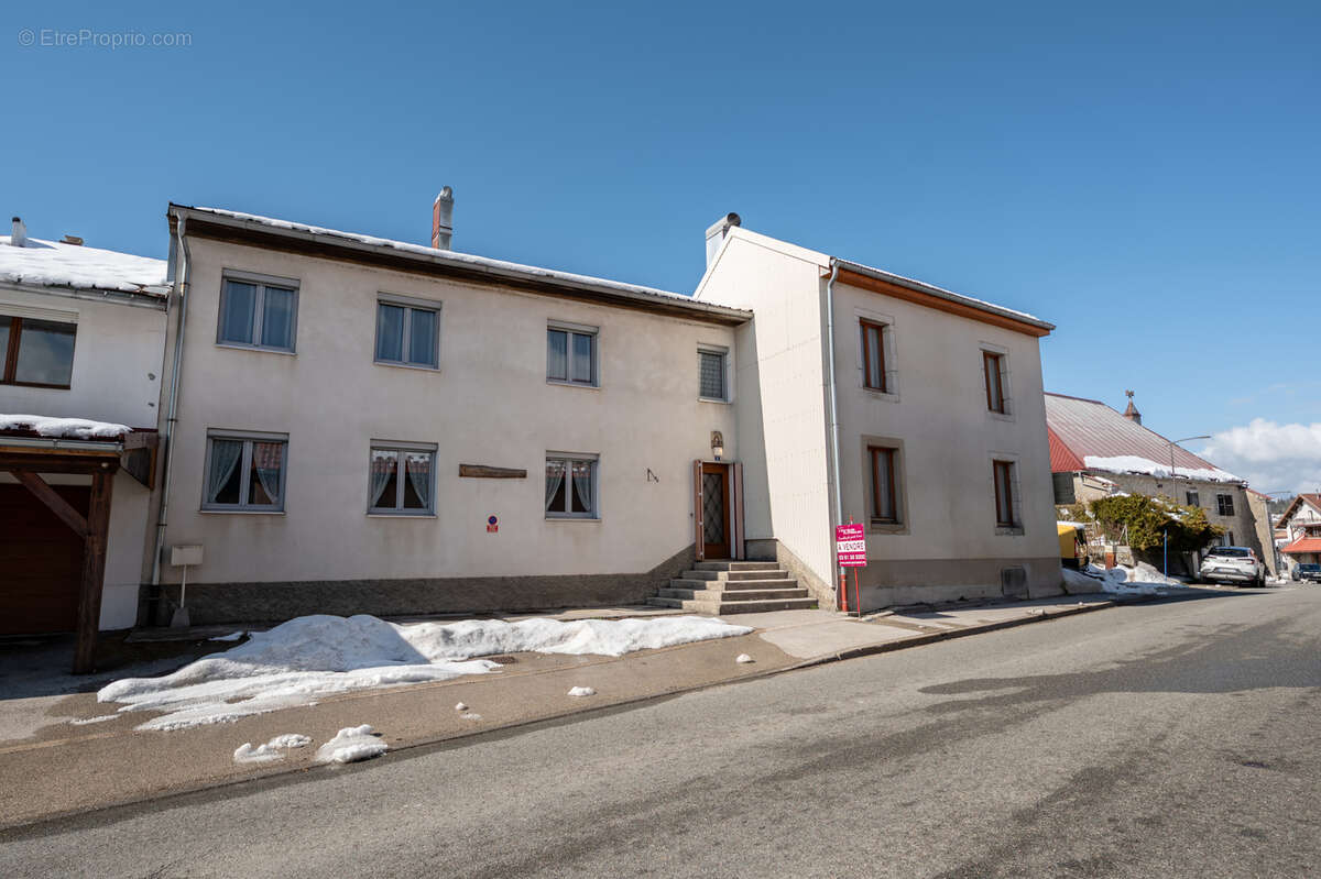 Maison à CHAUX-NEUVE