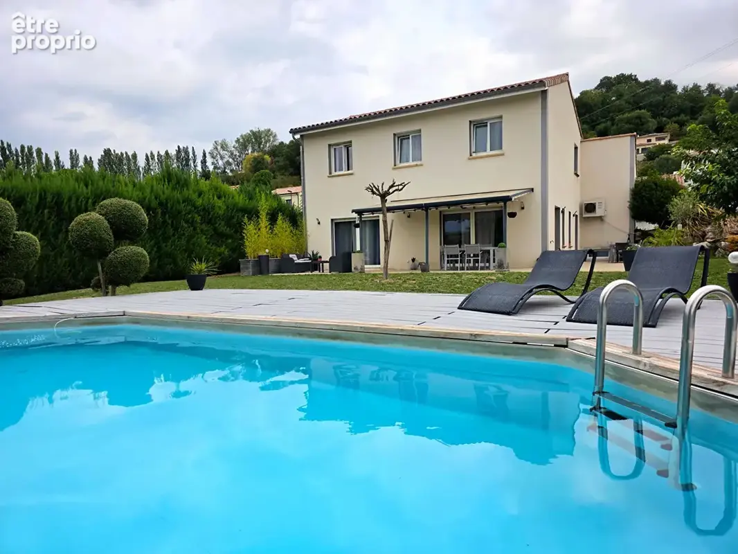 Photo Maison à Geyssans au prix de 445 000€