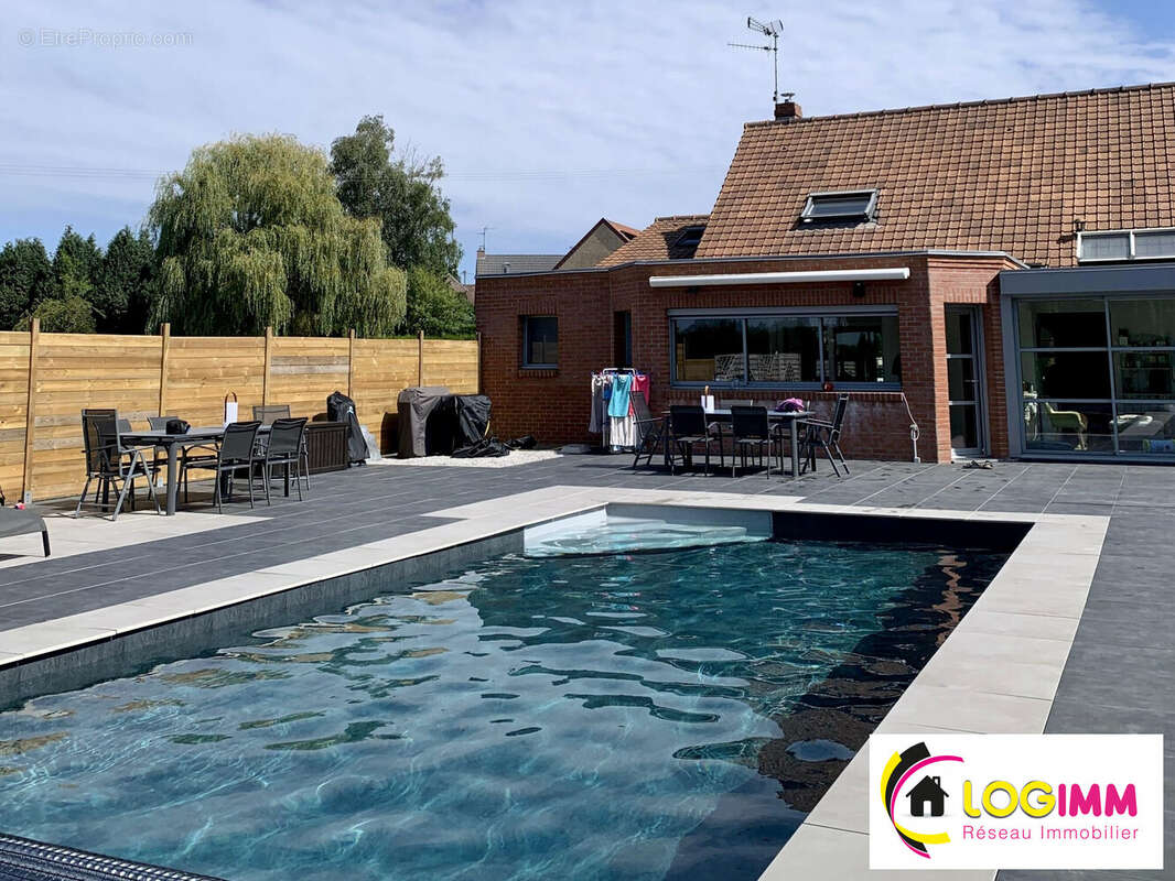 Maison à SAINT-AMAND-LES-EAUX