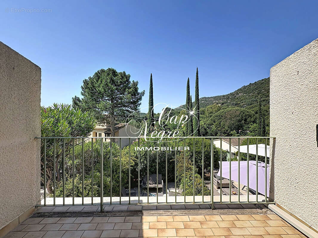Mazet 3 pieces avec jardin et piscine à pramousquier - photo 12