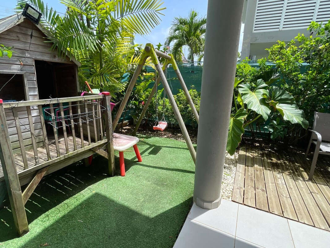 Appartement à PETIT-BOURG