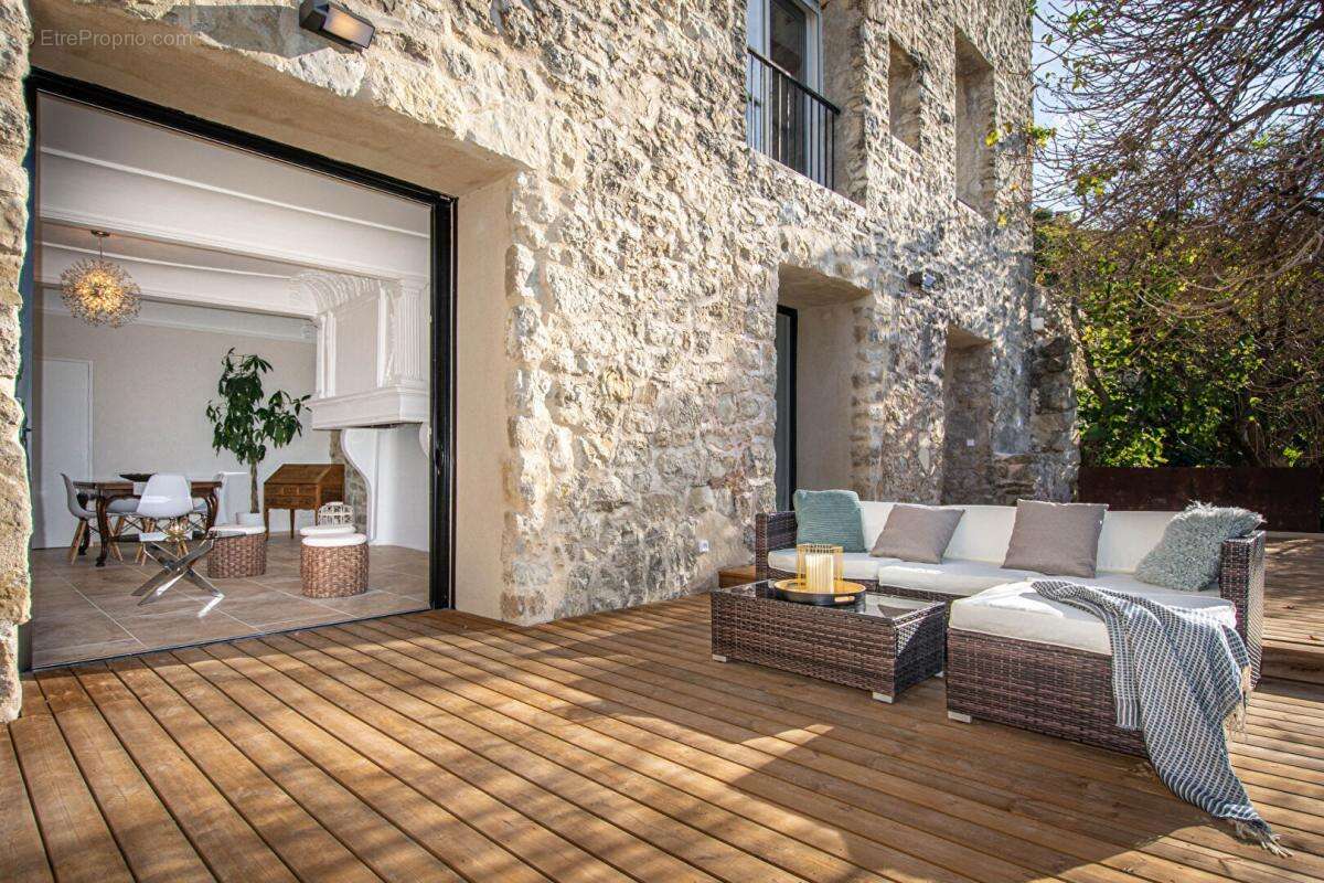 Appartement T2 , jardin terrasse et loggia - photo 5