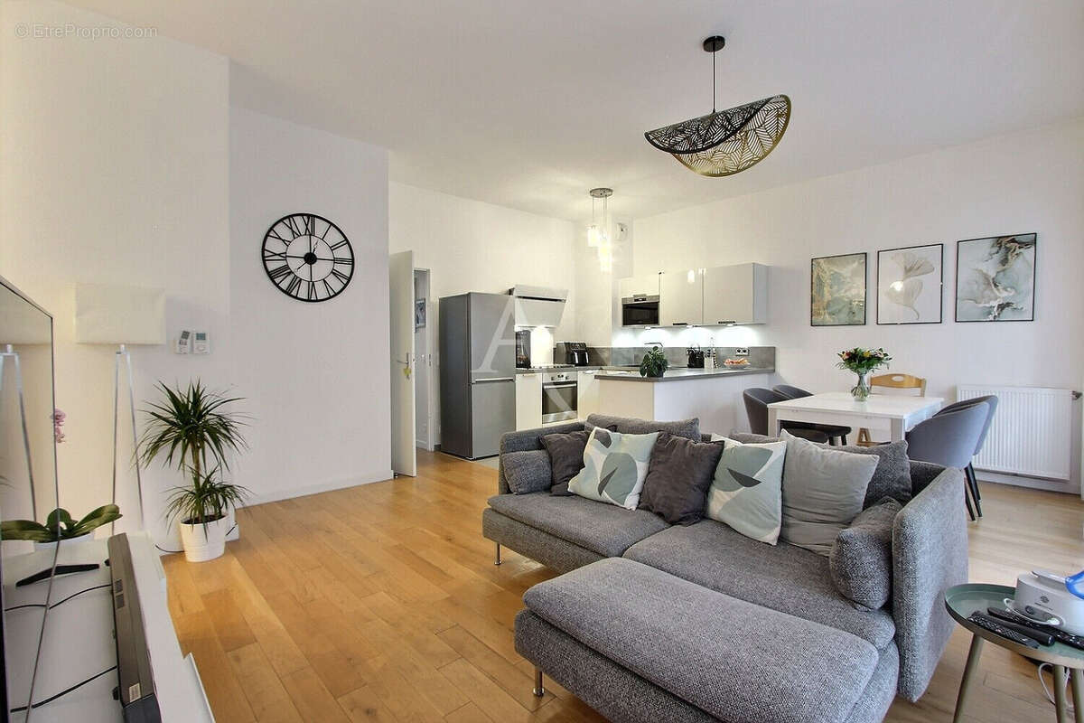 Appartement à ASNIERES-SUR-SEINE