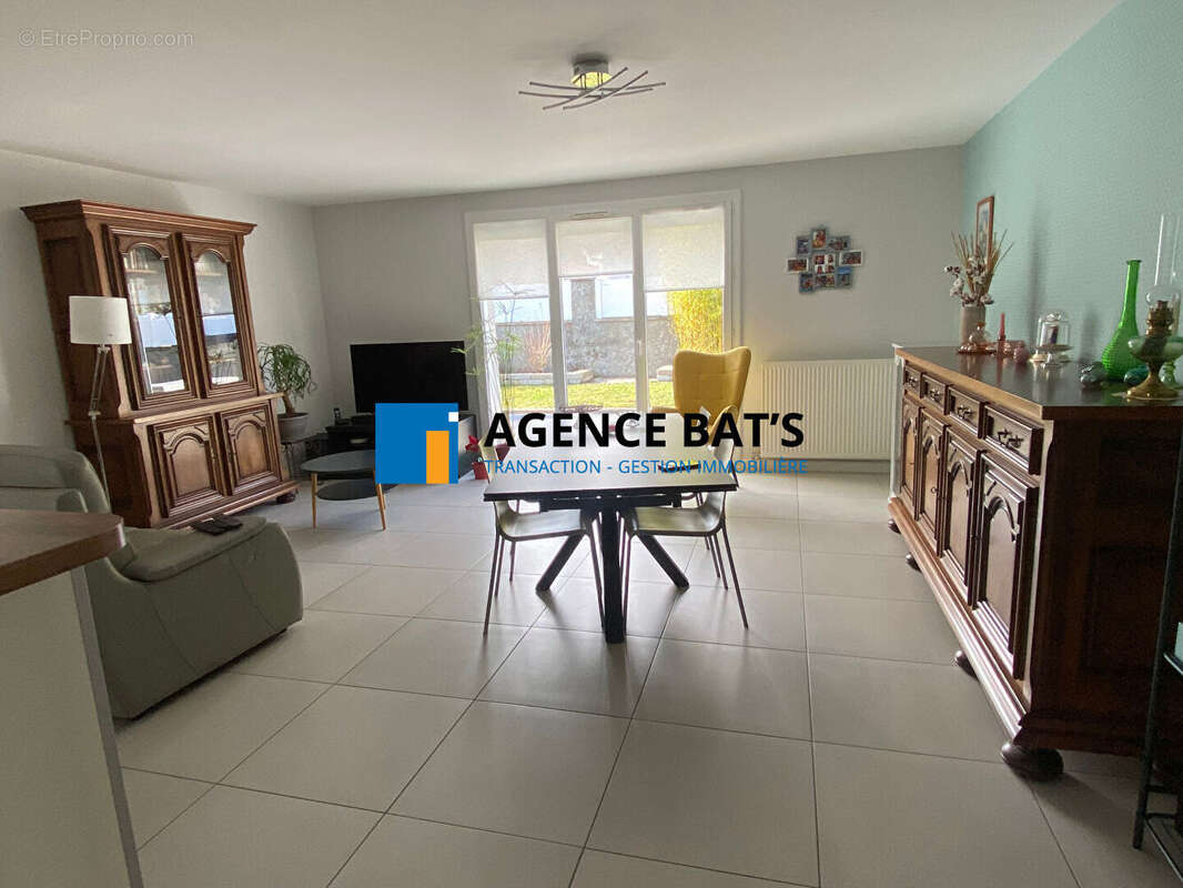 Photo 4 - Maison à ROCHE-LA-MOLIERE