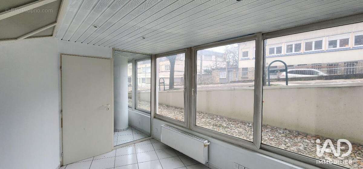 Photo 6 - Commerce à BESANCON