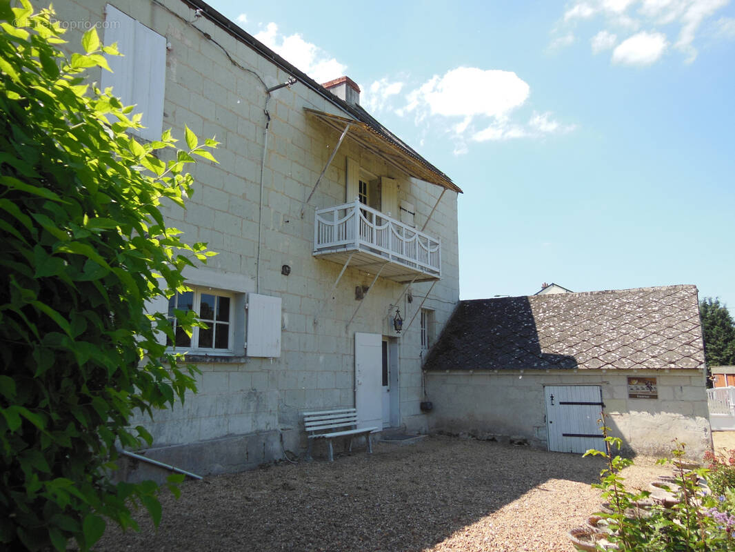 Maison à GENNES