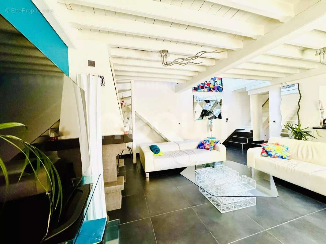 Maison à CHATEAUGAY