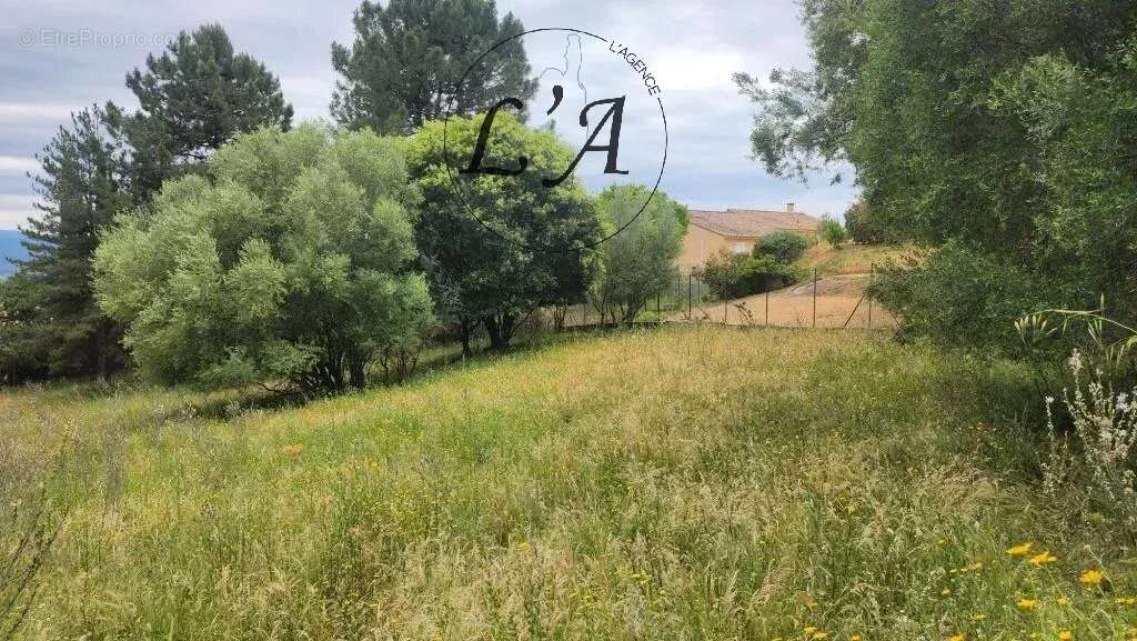 AFA – Terrain constructible de 1 270 m² – Vue campagne – Libre de constructeur - photo 2