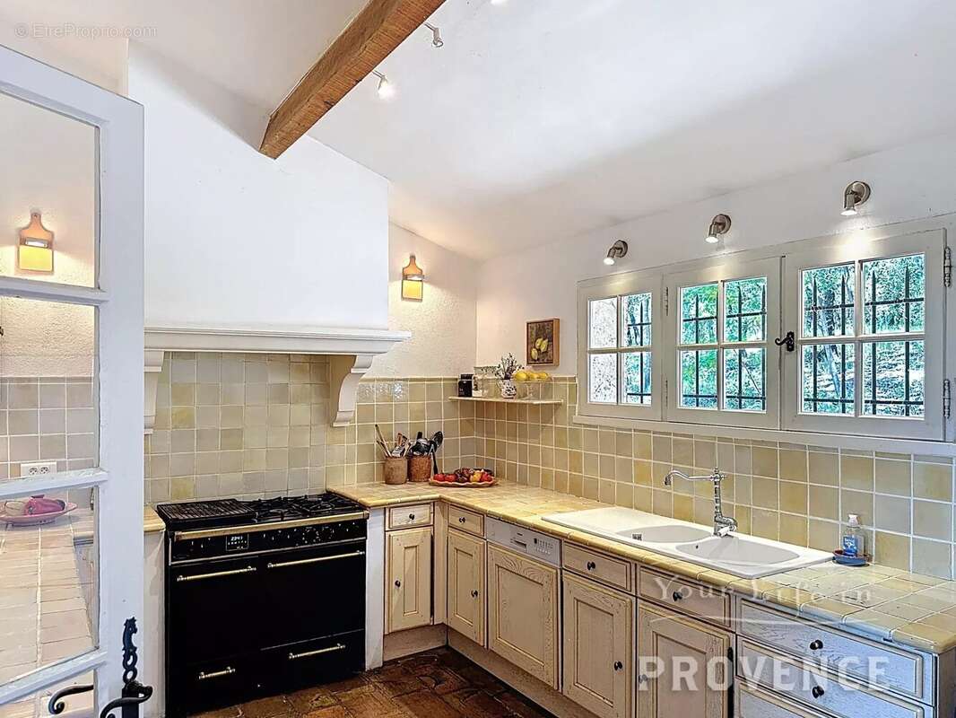 Maison à SAINT-ANTONIN-DU-VAR