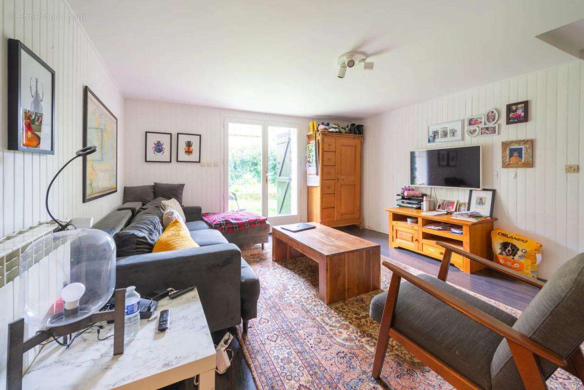 Maison à L'ETANG-LA-VILLE