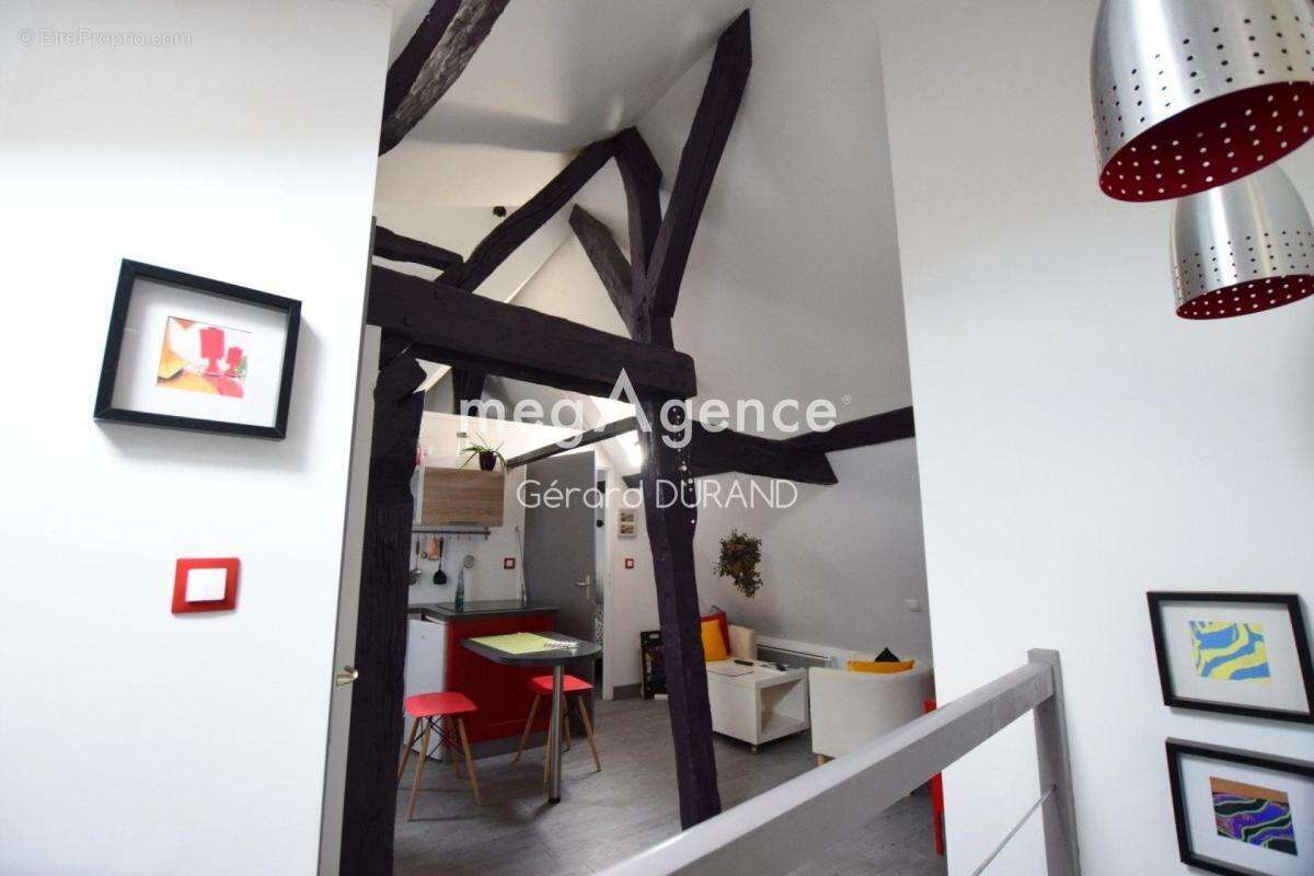 Maison authentique en pierres et poutres apparentes contenant 3 appartements - photo 10