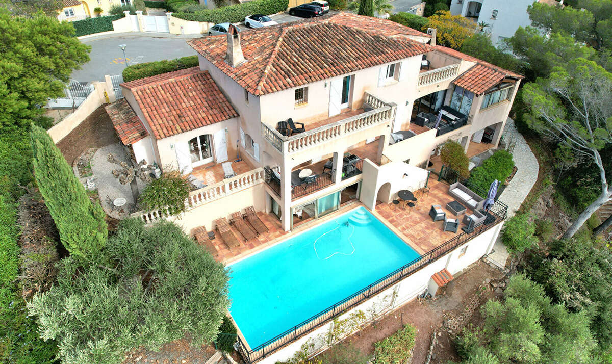 Maison à SAINT-RAPHAEL