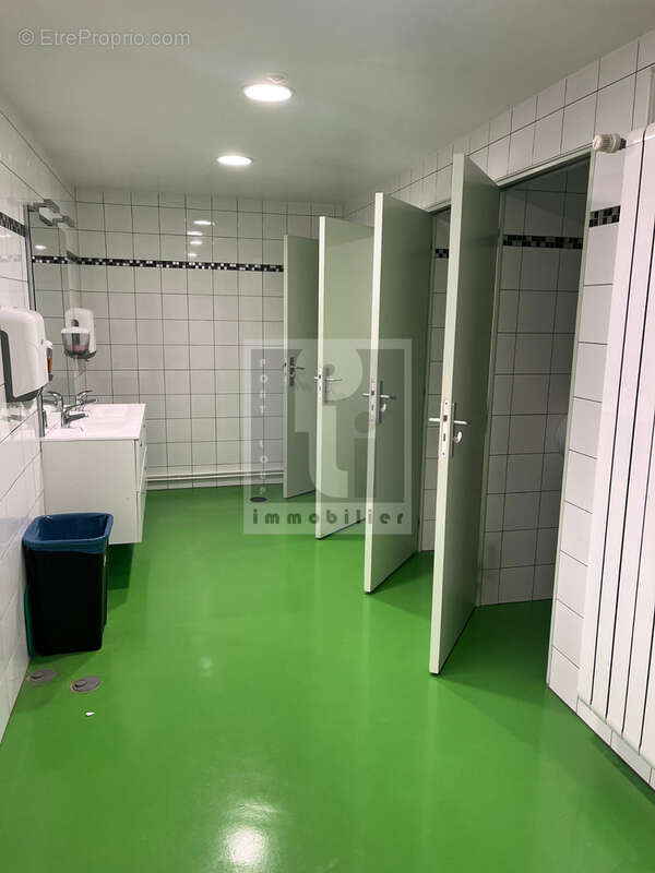 locaux d'activité et bureaux - photo 10