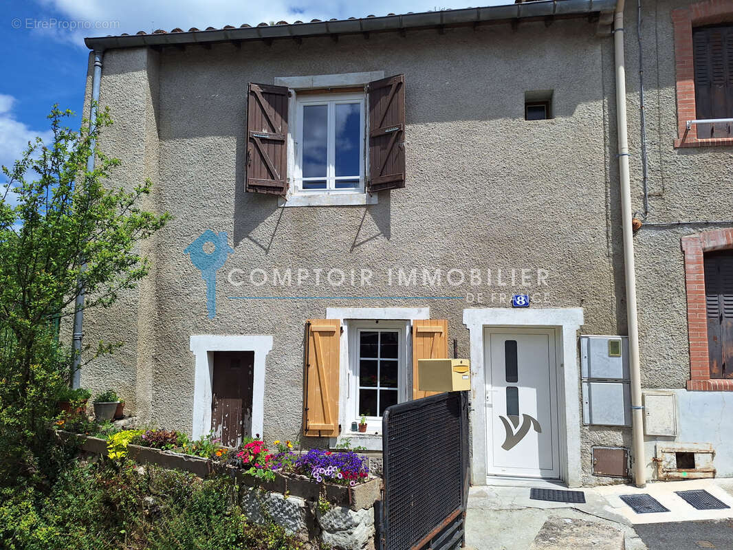 Maison à LABRUGUIERE
