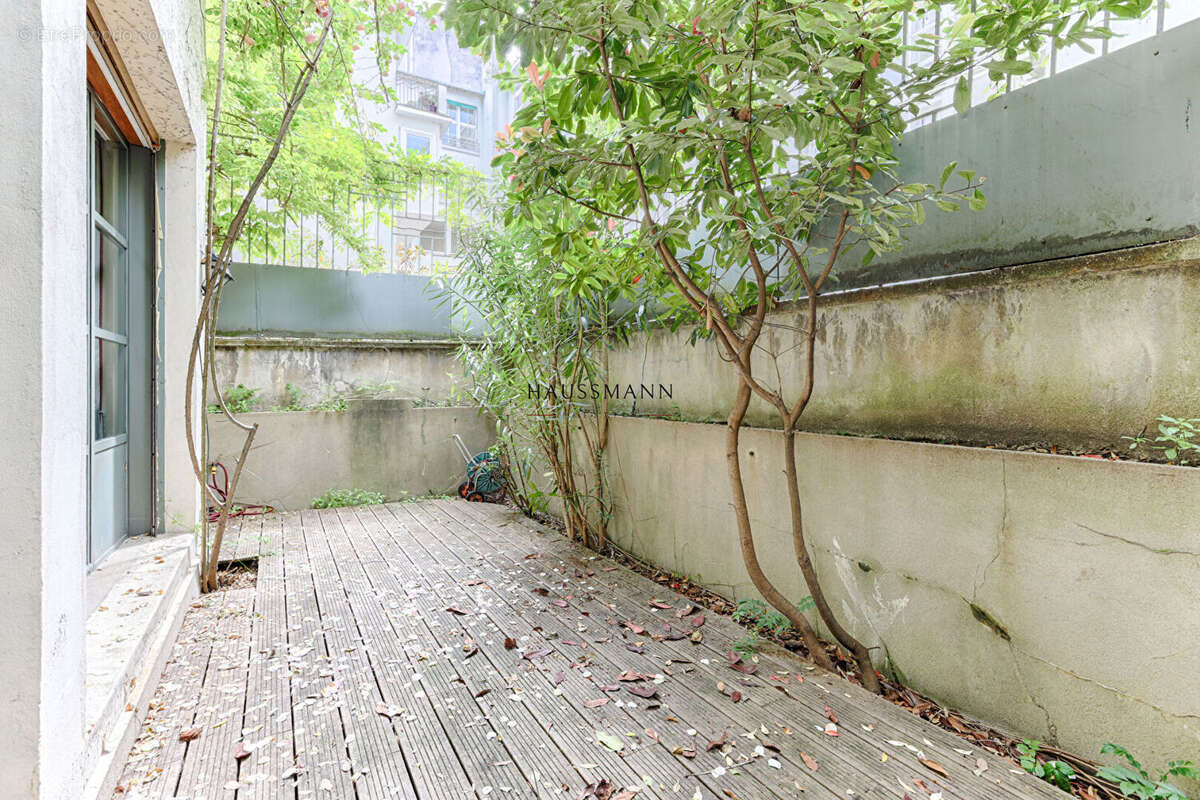 Maison à PARIS-18E