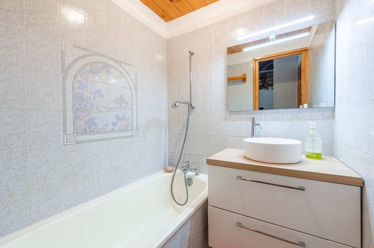 Appartement à QUINTAL