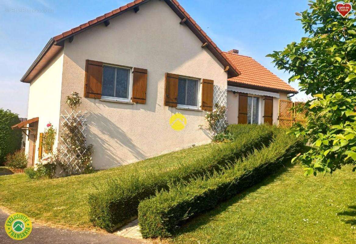 Maison à MOURIOUX-VIEILLEVILLE