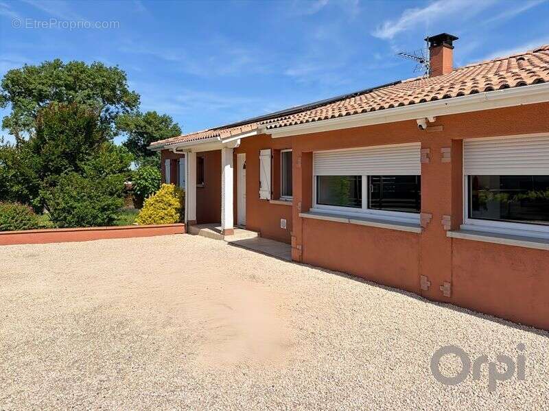 Maison à PRECHAC