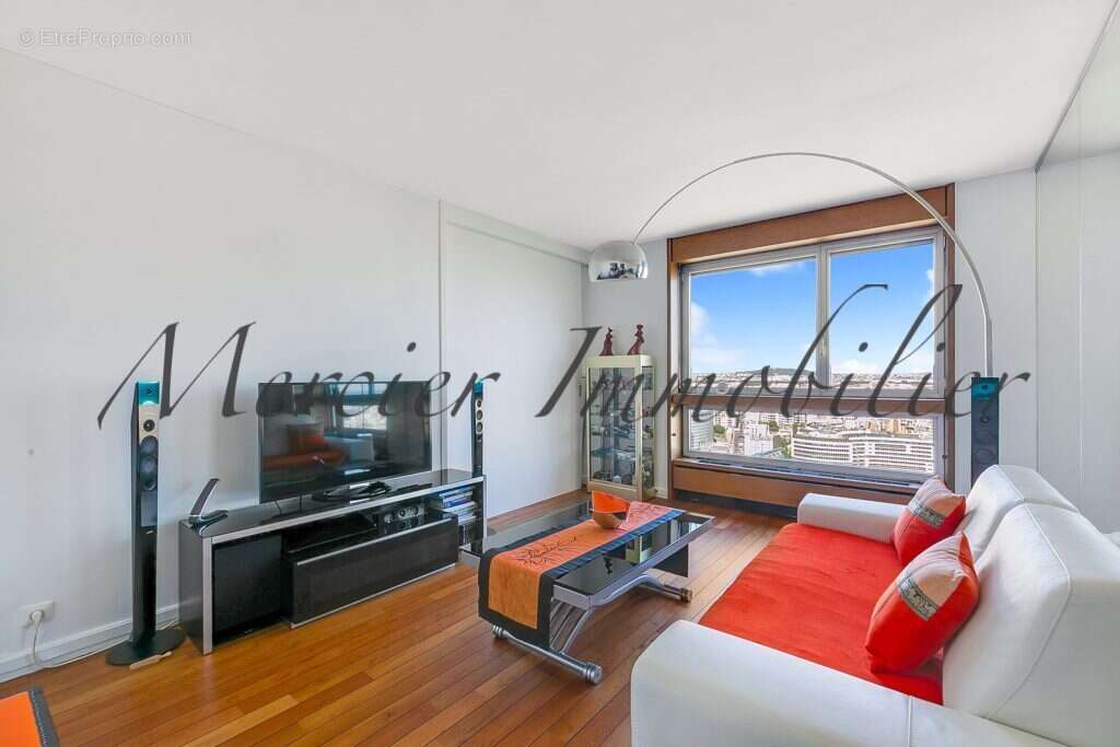Appartement à PARIS-15E