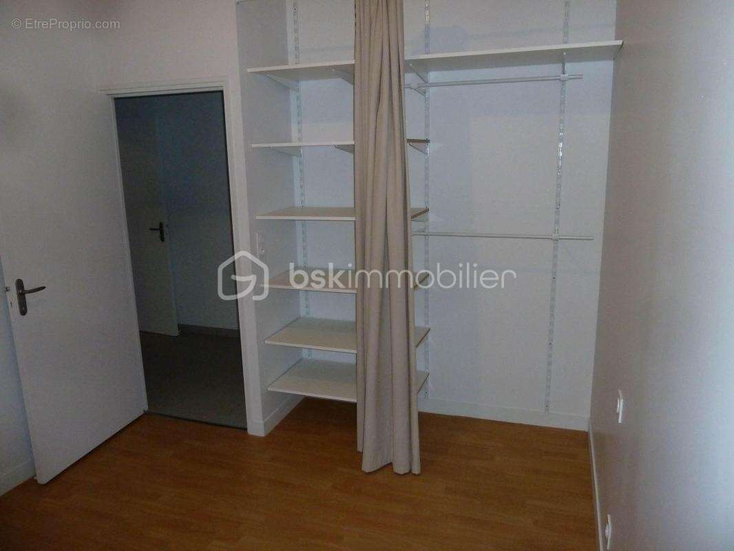 Appartement à MESLAY-DU-MAINE