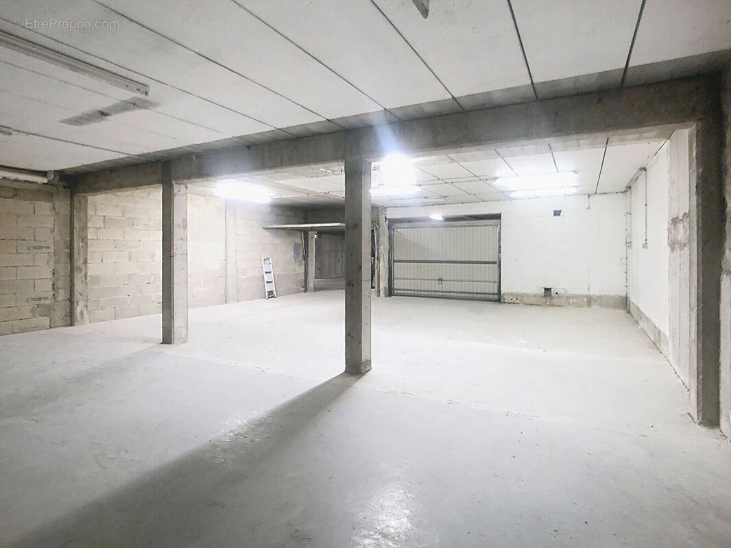 Commerce à VALENTON