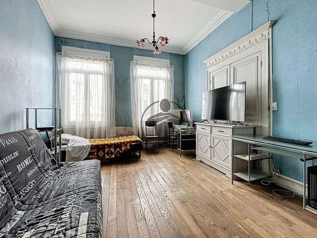 Maison à SAINT-QUENTIN