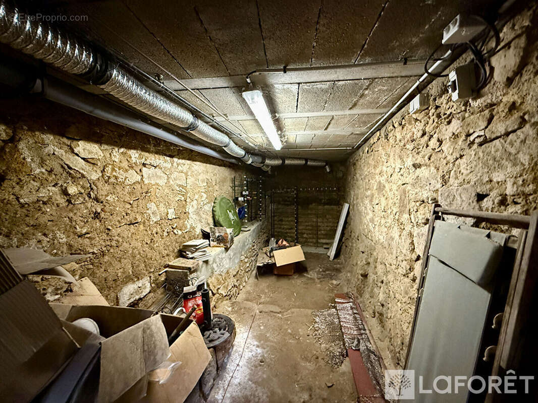 Charmante maison médiévale au coeur du village historique de Saint-Macaire - photo 17