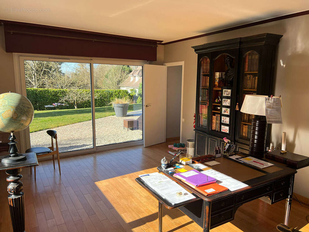 Maison à CRESPIERES