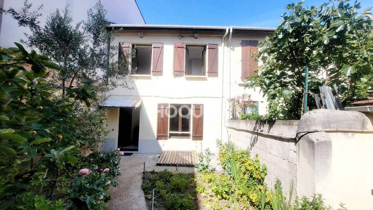 Maison à ASNIERES-SUR-SEINE