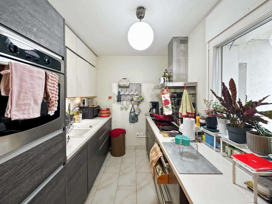 Appartement à PARIS-19E