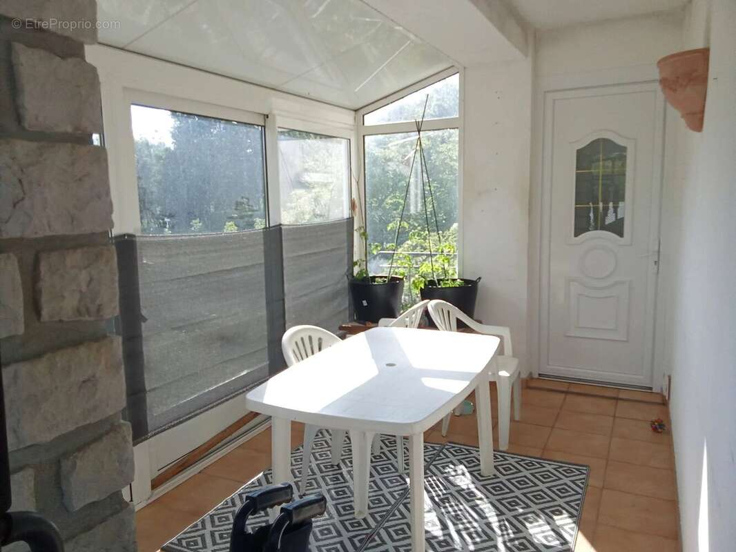 Charmante maison avec jardin et piscine hors sol à Piégut-Pluviers - photo 6