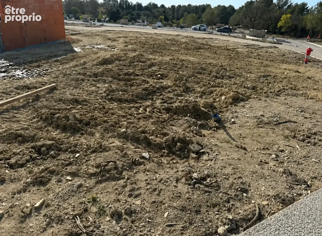 Terrain constructible et viabilise 251m2 - photo 2