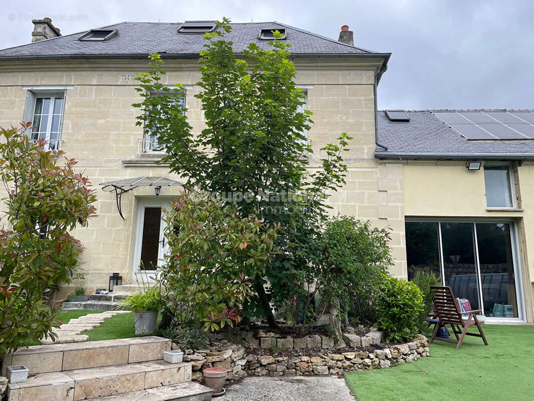 Maison à VIC-SUR-AISNE