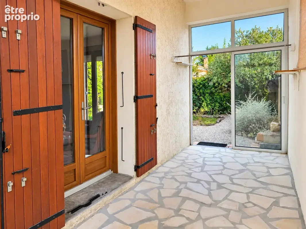 Maison familiale 133,72 m2   Jardin, véranda, terrasse avec vue et double garage - photo 7
