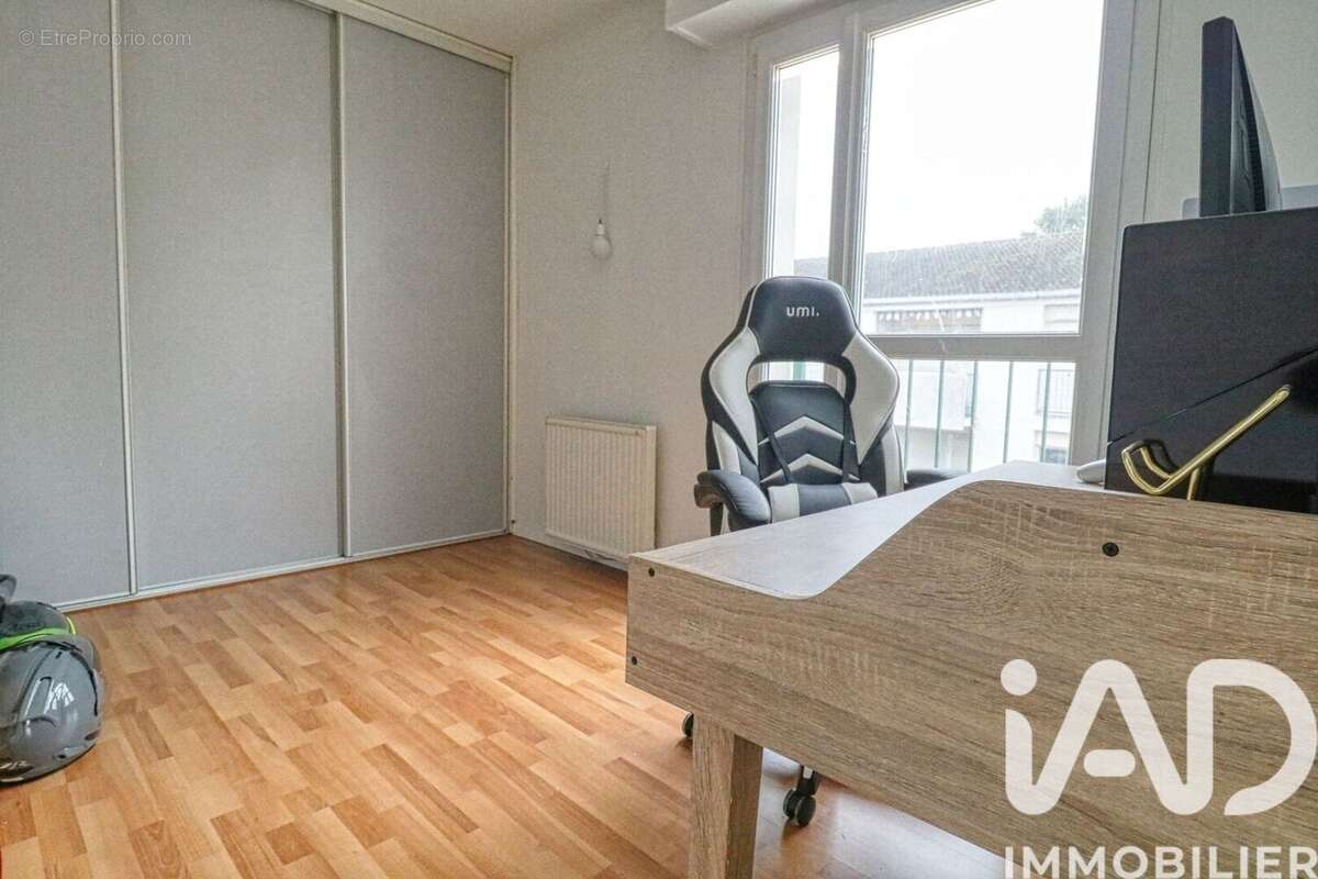 Photo 9 - Appartement à SAINT-OUEN-L'AUMONE