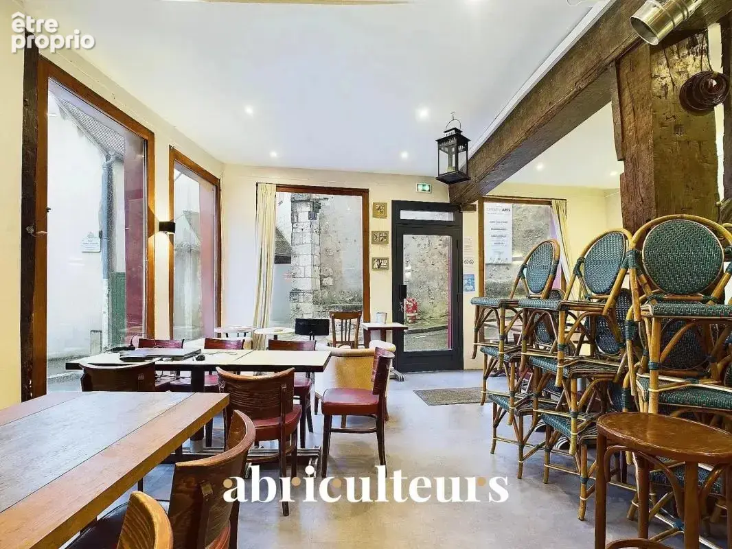 Local commercial avec terrasses  en vente à Chartres (28000) - photo 2