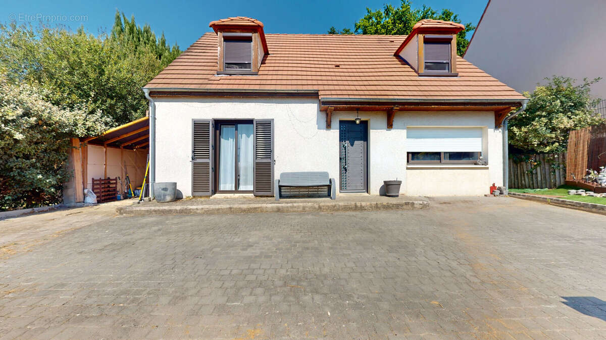 Maison de 131m² à Breuillet - photo 12