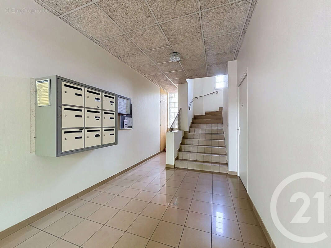 Appartement à SAINT-VALERIEN