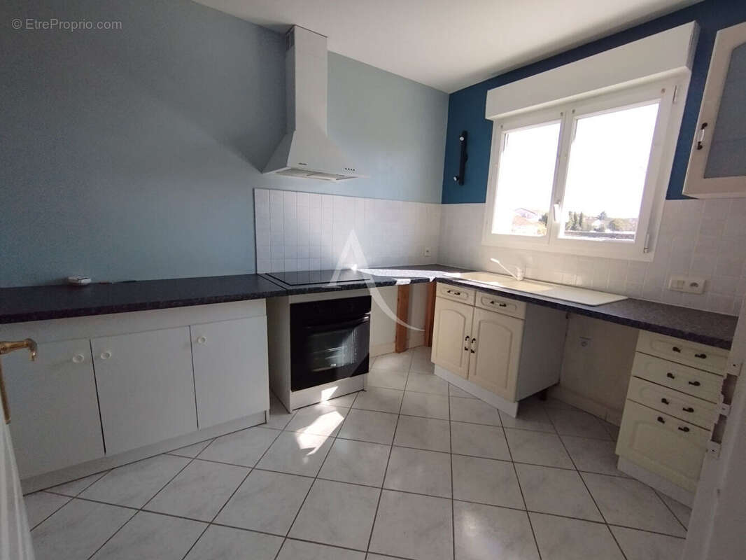 Appartement à SAINTES