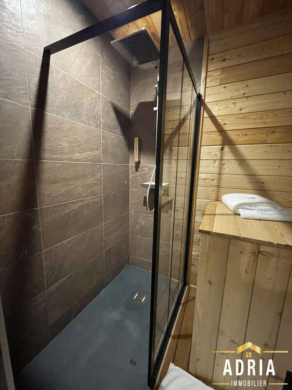 30 m² à Raon-L'etape  - photo 4