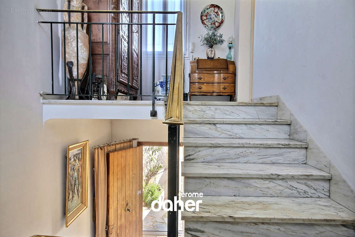 Maison à MARSEILLE-7E
