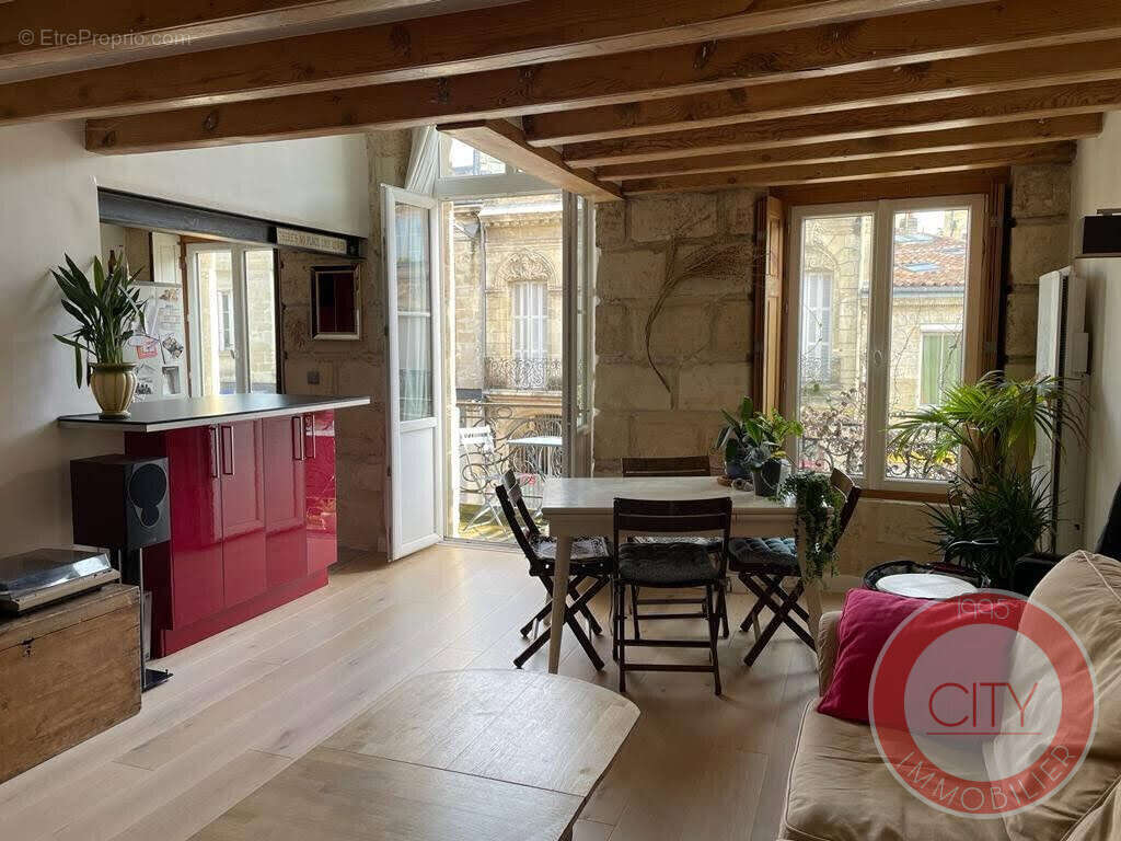 Appartement à BORDEAUX