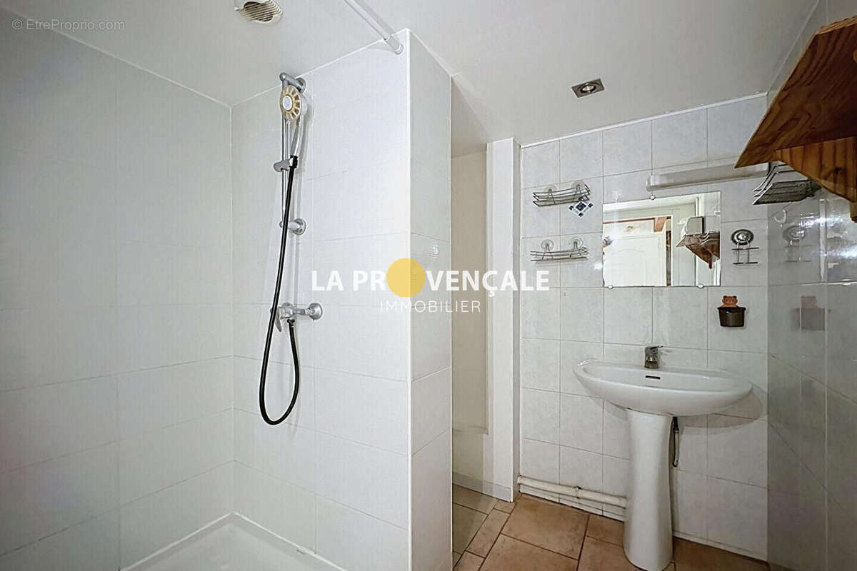 Appartement 48 m² à Trets  - photo 6
