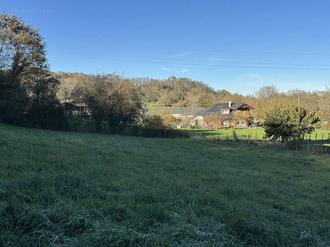 Terrain à MOUMOUR