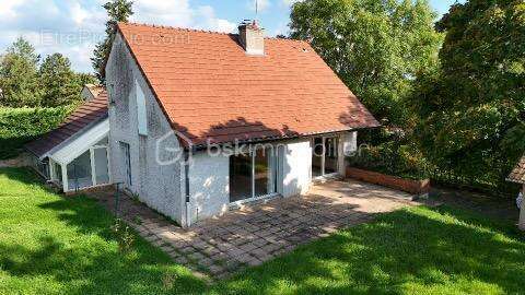 Maison à MESSIGNY-ET-VANTOUX