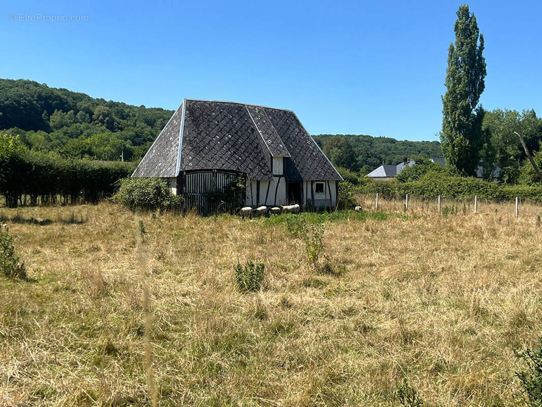 Terrain à BRIONNE